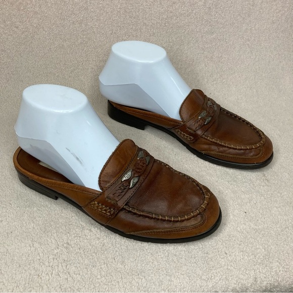 Vintage G. Wiz Slip On Loafer Mules-Brown Leather & Metal Detail-Women’s 7.5-Vtg - Picture 1 of 10
